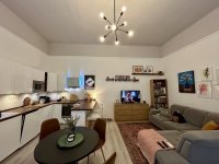 Eladó téglalakás, VIII. kerületben 105 M Ft, 3 szobás