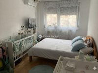 Eladó panellakás, III. kerületben, Hímző utcában 81 M Ft