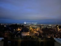 Eladó ikerház, III. kerületben 239 M Ft, 6 szobás