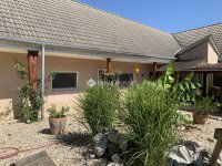 Eladó családi ház, Hőgyészen 42.9 M Ft, 4 szobás