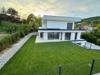 Eladó családi ház, III. kerületben 450 M Ft, 5 szobás