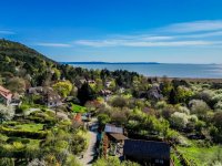 Eladó családi ház, Tihanyban 165 M Ft, 6 szobás