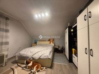 Eladó téglalakás, Vecsésen 46.5 M Ft, 4 szobás