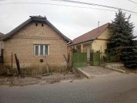 Eladó családi ház, Turán 36.99 M Ft, 2 szobás