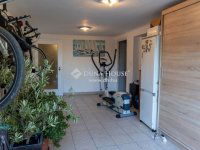 Eladó családi ház, Leányfaluban 179.9 M Ft, 5 szobás