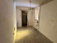 Eladó családi ház, III. kerületben 139.9 M Ft, 6 szobás