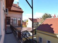 Eladó téglalakás, Debrecenben 65 M Ft, 1 szobás