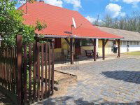 Eladó családi ház, Németkéren 26 M Ft, 2 szobás