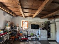 Eladó családi ház, Sáregresen 29.9 M Ft, 2 szobás