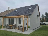 Eladó ikerház, Tökölön 95 M Ft, 5 szobás