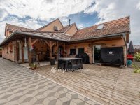 Eladó családi ház, Velencén 179.9 M Ft, 4 szobás