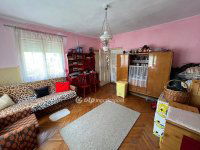 Eladó családi ház, Tiszakeszin 8 M Ft, 2 szobás