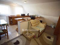 Eladó családi ház, Szűcsin 28 M Ft, 3+2 szobás