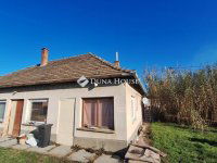 Eladó családi ház, Sárbogárdon 38.1 M Ft, 4 szobás