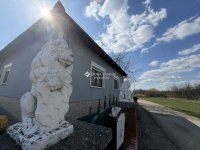 Eladó családi ház, Csesztregen 53 M Ft, 4 szobás