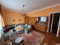 Eladó téglalakás, Siófokon 54.99 M Ft, 3+2 szobás