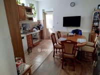 Eladó családi ház, Mohácson 85 M Ft, 8 szobás