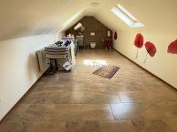 Eladó családi ház, II. kerületben 295 M Ft, 9 szobás