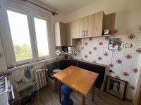 Eladó panellakás, Szegeden 45 M Ft, 1+2 szobás