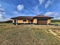 Eladó családi ház, Szadán 144.5 M Ft, 4 szobás