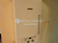 Eladó családi ház, Pécsett 65 M Ft, 3 szobás