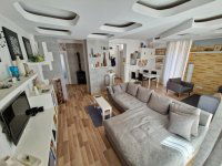 Eladó családi ház, Cegléden 94.5 M Ft, 5 szobás