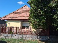Eladó családi ház, Lőrinciben 0.1 M Ft, 2 szobás