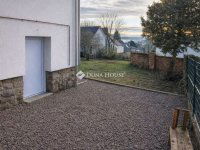 Eladó családi ház, Pécsett 89.9 M Ft, 4 szobás