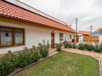 Eladó családi ház, Kecskéden 159 M Ft, 6 szobás
