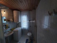 Eladó családi ház, Szentgotthárdon 89.9 M Ft, 8 szobás