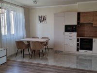 Kiadó téglalakás, albérlet