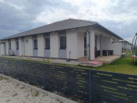 Eladó ikerház, Dunaharasztin 150 M Ft, 4 szobás