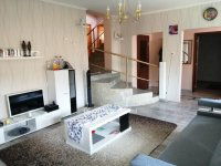 Eladó családi ház