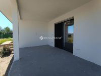 Eladó családi ház, Mórahalmon 79.972 M Ft, 4 szobás