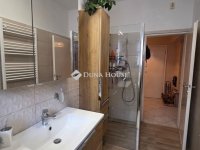 Eladó családi ház, Szombathelyen 96 M Ft, 6 szobás