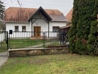 Eladó családi ház