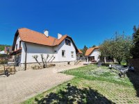 Eladó családi ház, Csopakon 299 M Ft, 10 szobás