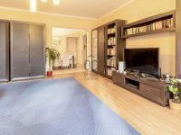 Eladó panellakás, III. kerületben 105 M Ft, 3 szobás