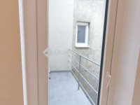 Eladó téglalakás, Pécsett 94 M Ft, 4 szobás