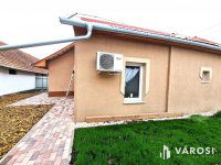 Eladó téglalakás, Békéscsabán 21.9 M Ft, 2 szobás