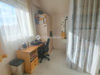 Eladó családi ház, Vecsésen 82.9 M Ft, 4 szobás