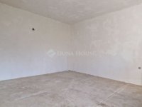 Eladó családi ház, Polgárdin 24.99 M Ft, 2 szobás