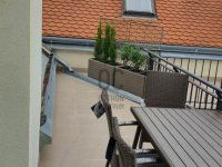 Eladó téglalakás, VI. kerületben 139.9 M Ft, 4 szobás