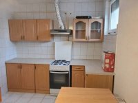 Eladó téglalakás, Székesfehérvárott 48 M Ft, 3 szobás