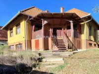 Eladó családi ház