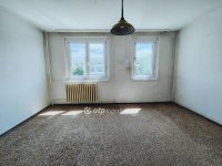Eladó panellakás, Ajkán 26.9 M Ft, 1 szobás