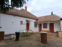 Eladó családi ház, Tolnán 42 M Ft, 3 szobás