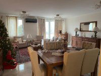 Eladó téglalakás, VIII. kerületben 190 M Ft, 3 szobás