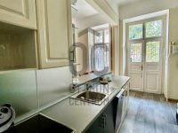 Eladó téglalakás, VI. kerületben 129.9 M Ft, 2 szobás