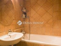 Eladó panellakás, X. kerületben 77 M Ft, 3 szobás